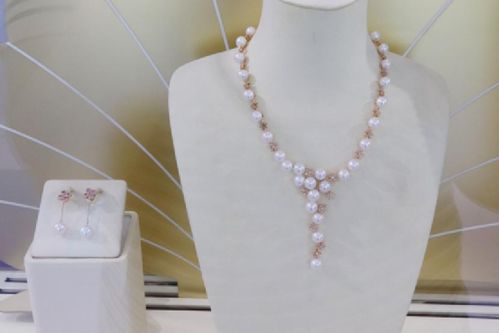 珠光閃耀 阮仕珍珠綻放首屆中國國際消費品博覽會，引領珠寶首飾零售新風尚